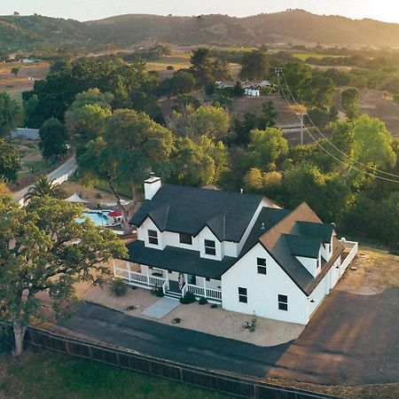 Wine Country Modern Farmhouse With Heated Pool, Hot Tub, Cybertruck El Paso de Robles Buitenkant foto