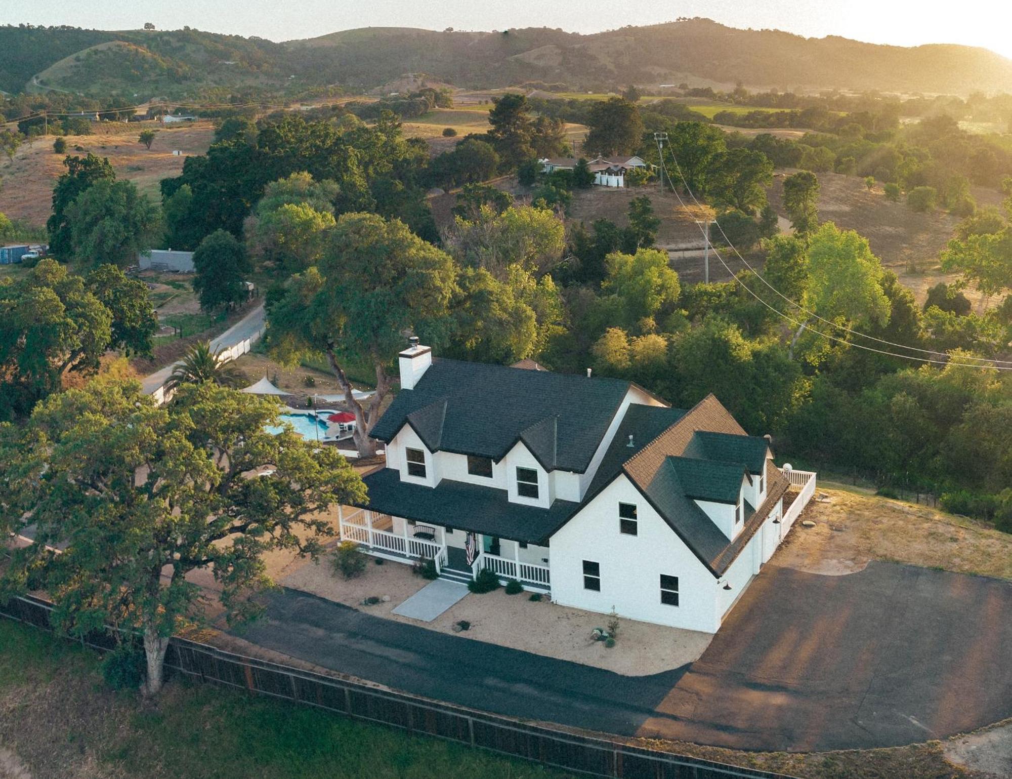 Wine Country Modern Farmhouse With Heated Pool, Hot Tub, Cybertruck El Paso de Robles Buitenkant foto